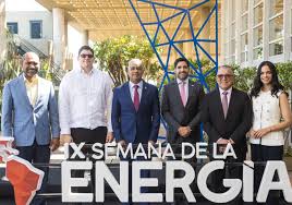 Ministro Joel Santos pondera transición energética debe acelerarse ante efectos del cambio climáticoefectos del cambio climático